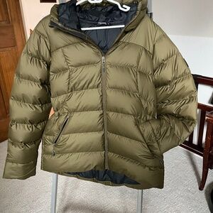 Outdoor Research Cold Front Hooded Down Jacket Women’s L excellent condition